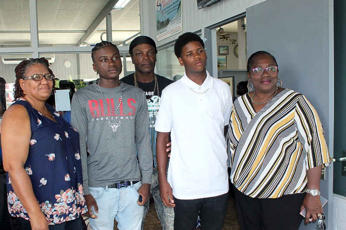     Statia youngsters to leave island to pursue  basketball career in the Netherlands